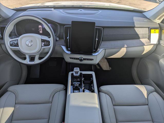 New 2026 Volvo XC90 T8 Ultra w/ Protection Package Premier AWD/4WD image 11