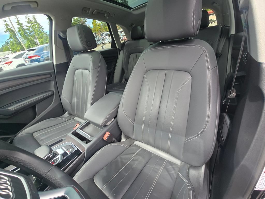 Used 2022 Audi Q5 2.0T Premium Plus w/ Premium Plus Package AWD/4WD image 22