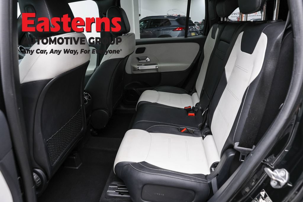 Used 2022 Mercedes-Benz GLB 250 4MATIC w/ AMG Line image 21