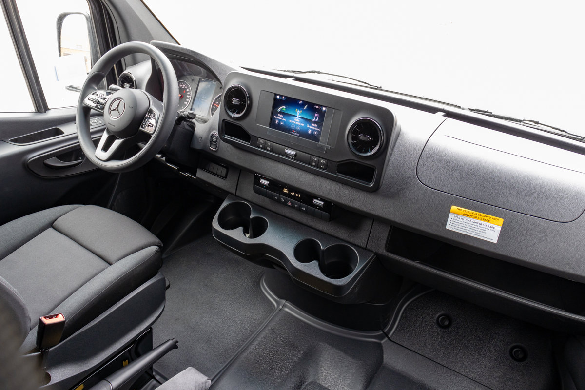 Used 2024 Mercedes-Benz Sprinter 2500 image 15