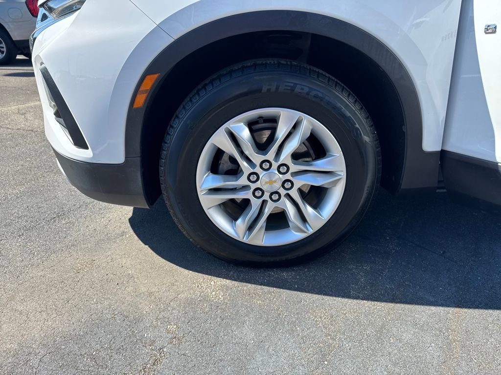 Used 2019 Chevrolet Blazer LT image 32