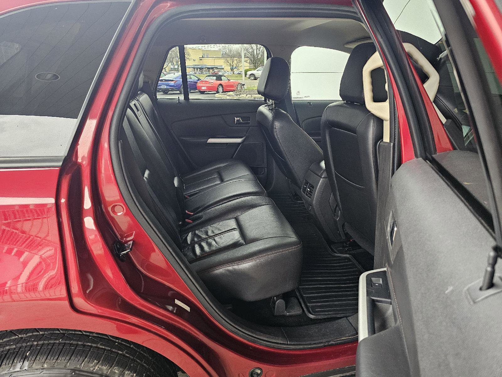 Used 2013 Ford Edge SEL image 14