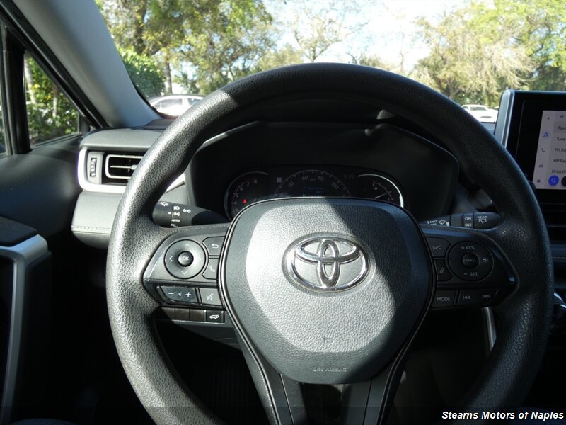 Used 2023 Toyota RAV4 XLE w/ Convenience Package FWD image 24