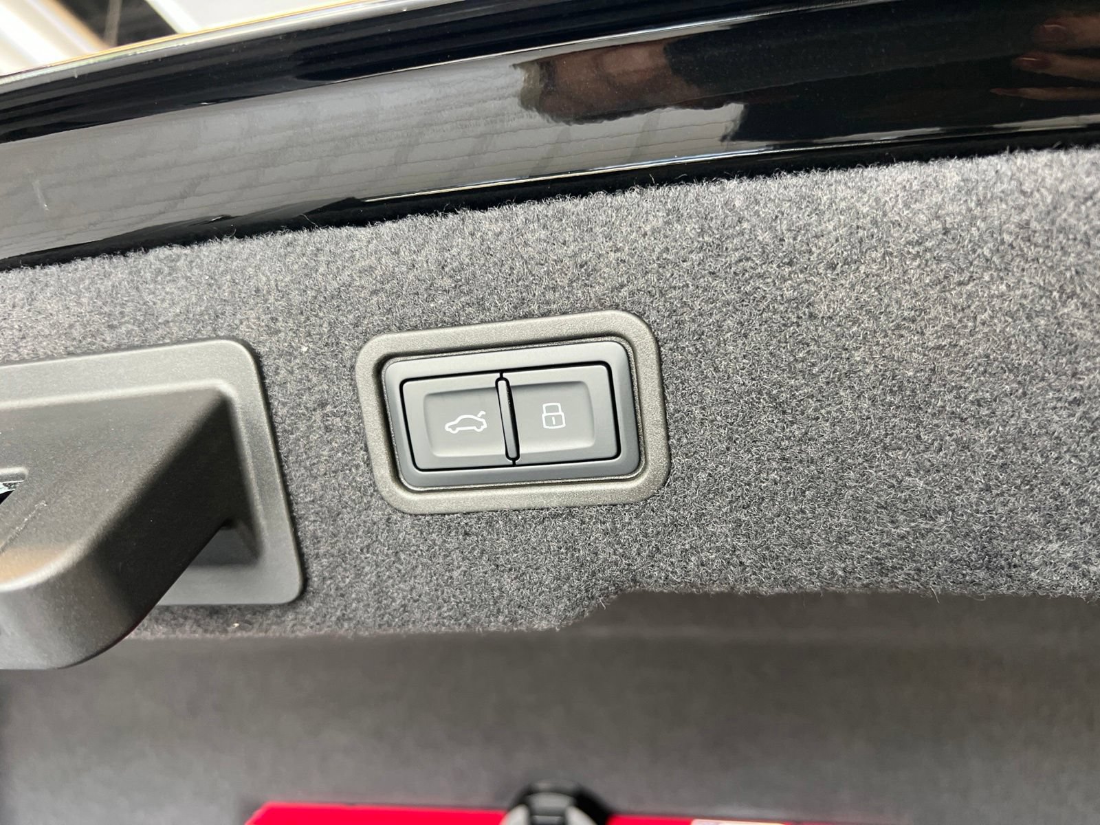 New 2026 Audi A8 L 3.0T AWD/4WD image 39