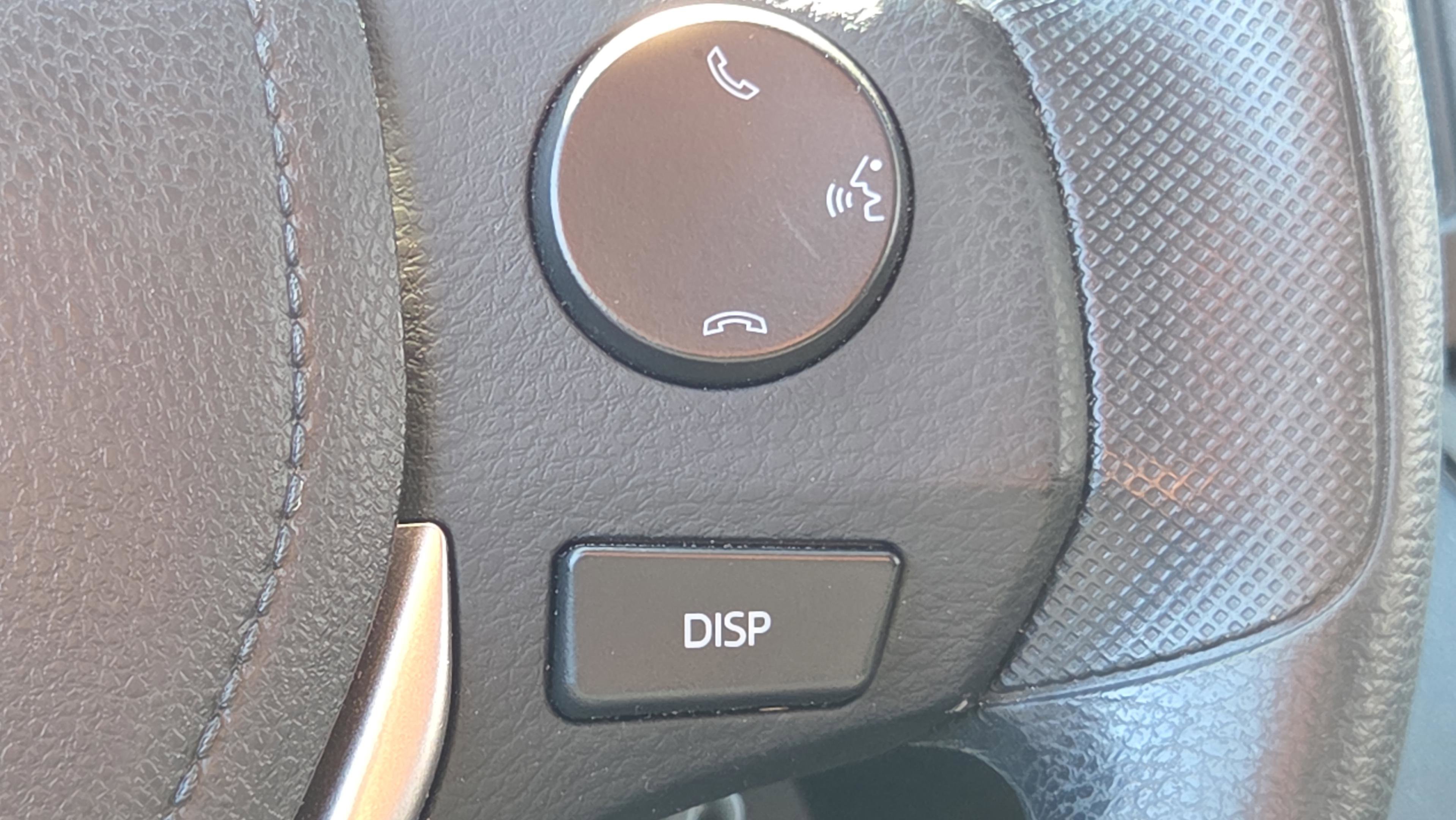 Used 2016 Toyota RAV4 LE image 30