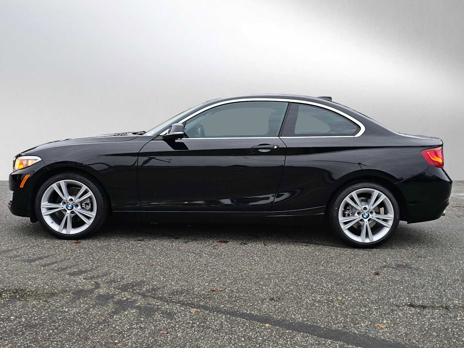 Used 2015 BMW 228i Coupe image 6