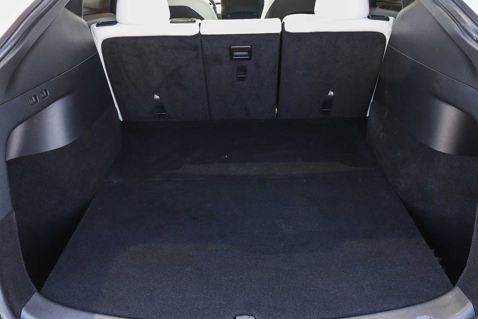 Used 2021 Tesla Model Y Performance AWD/4WD image 16
