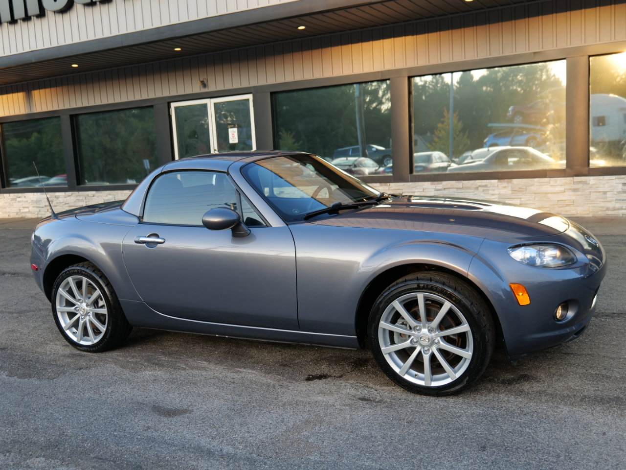 Used 2008 MAZDA MX-5 Miata Grand Touring w/ Premium Pkg image 86