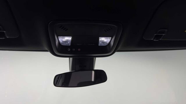 Used 2023 Chevrolet Traverse LT FWD image 20