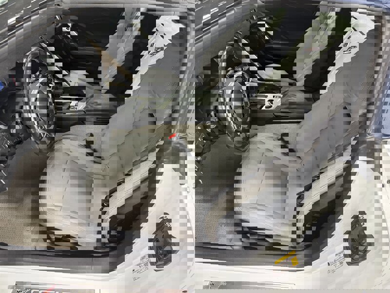 Used 2014 Chevrolet Corvette Stingray Convertible image 6