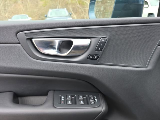 Certified 2023 Volvo XC60 B5 Plus w/ Climate Package image 26