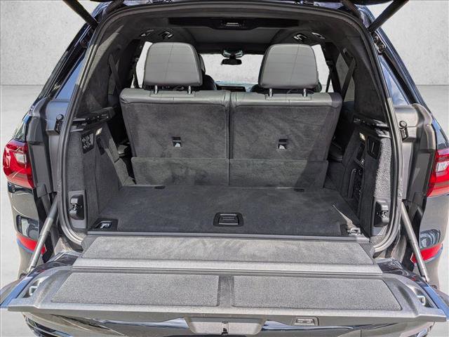 Used 2020 BMW X7 xDrive40i w/ M Sport Package AWD/4WD image 6