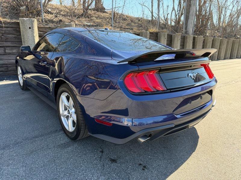 Used 2019 Ford Mustang Coupe RWD image 27