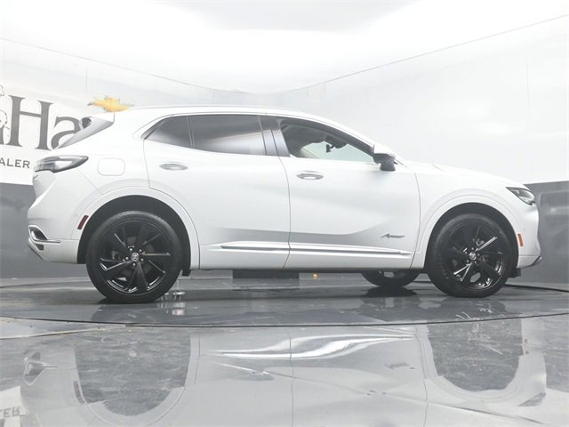 Used 2022 Buick Envision Avenir w/ Technology Package II image 53