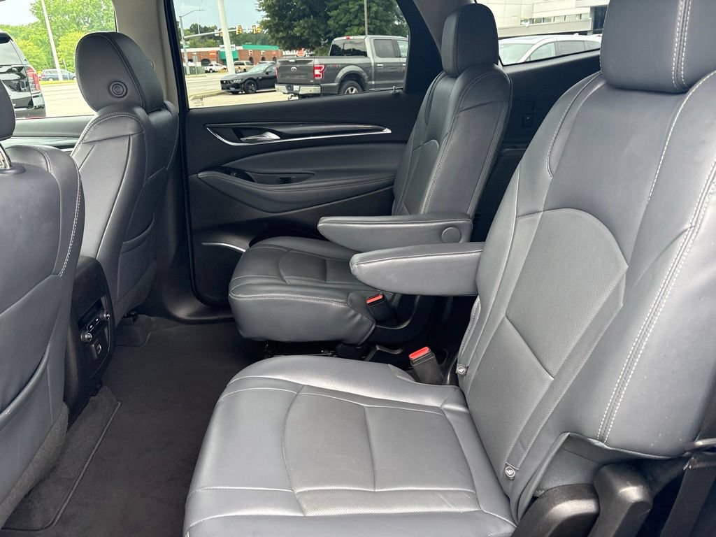 Used 2019 Buick Enclave Essence FWD image 24