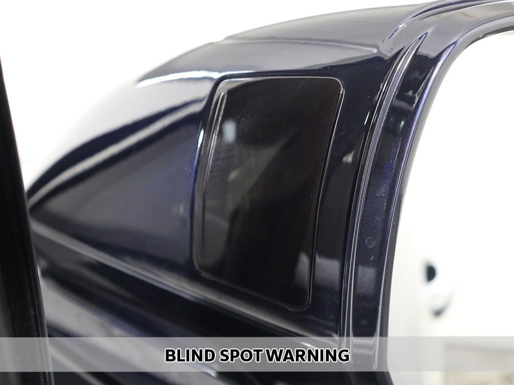 Used 2020 Bentley Bentayga Plug-In Hybrid AWD/4WD image 9