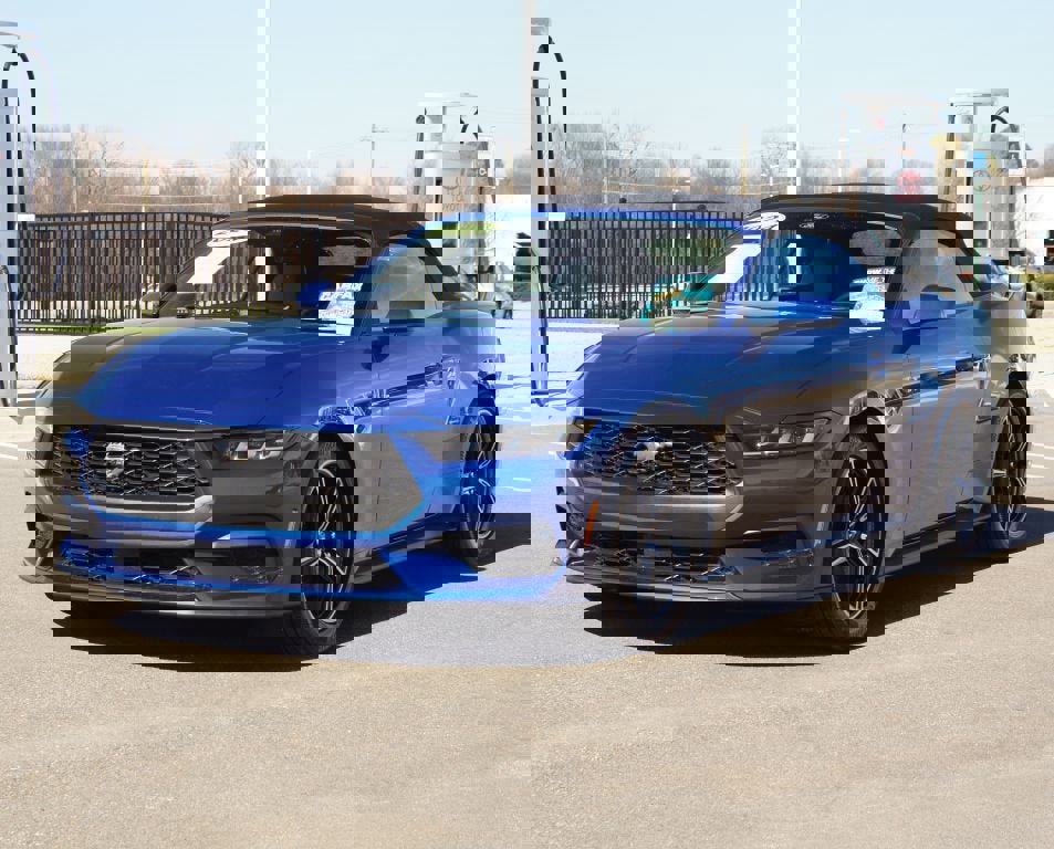 Used 2024 Ford Mustang Premium image 21