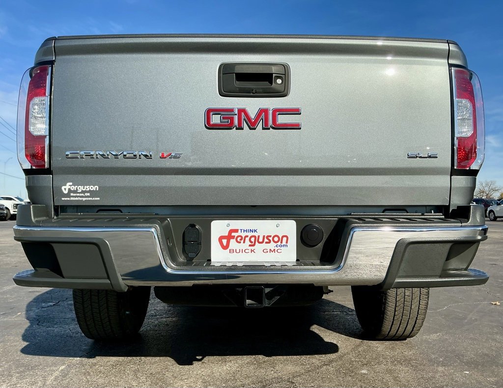Used 2020 GMC Canyon SLE w/ Elevation Edition image 17
