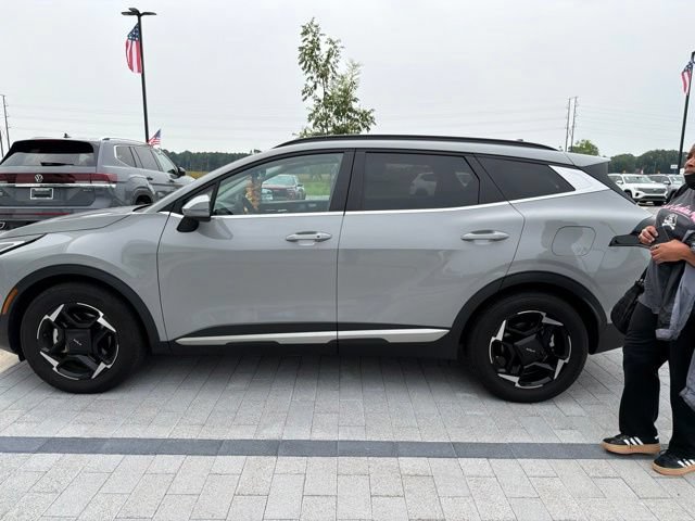 Used 2026 Kia Sportage EX w/ EX Panorama Roof Package FWD image 11