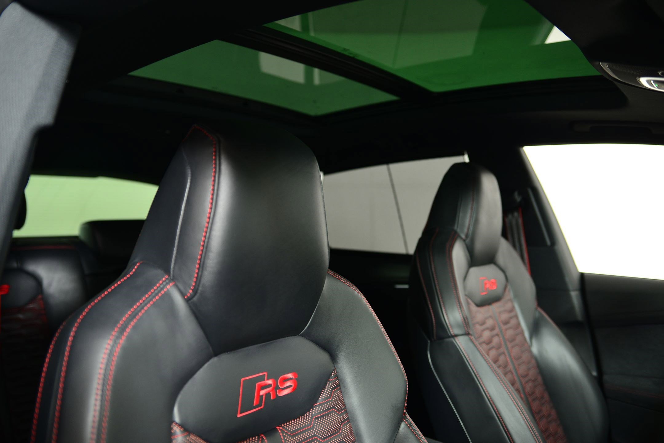 New 2026 Audi RS Q8 performance image 12