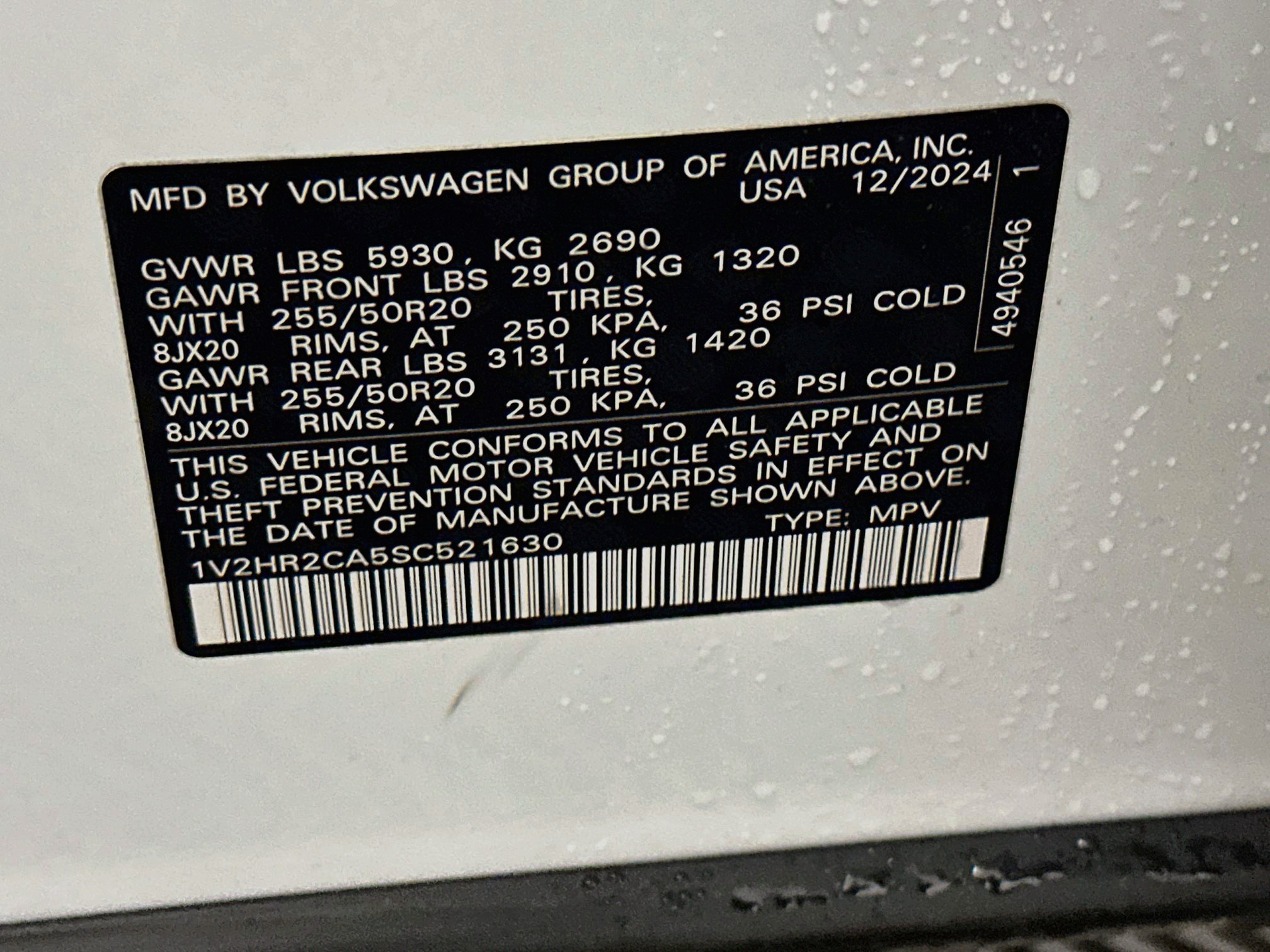 Used 2025 Volkswagen Atlas SE AWD/4WD image 12