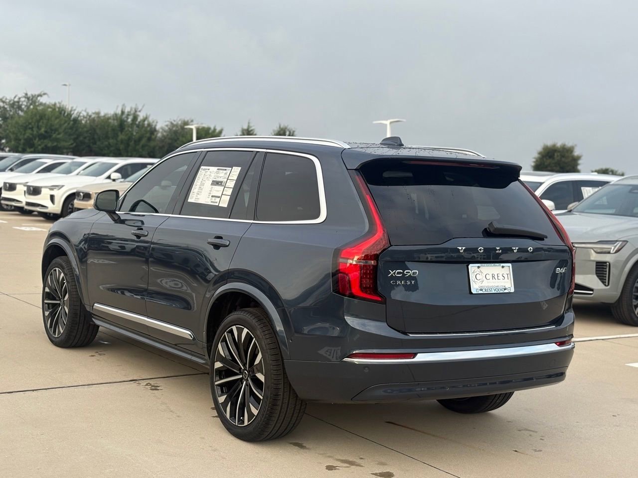 New 2026 Volvo XC90 B6 Plus w/ Protection Package Premier AWD/4WD image 5