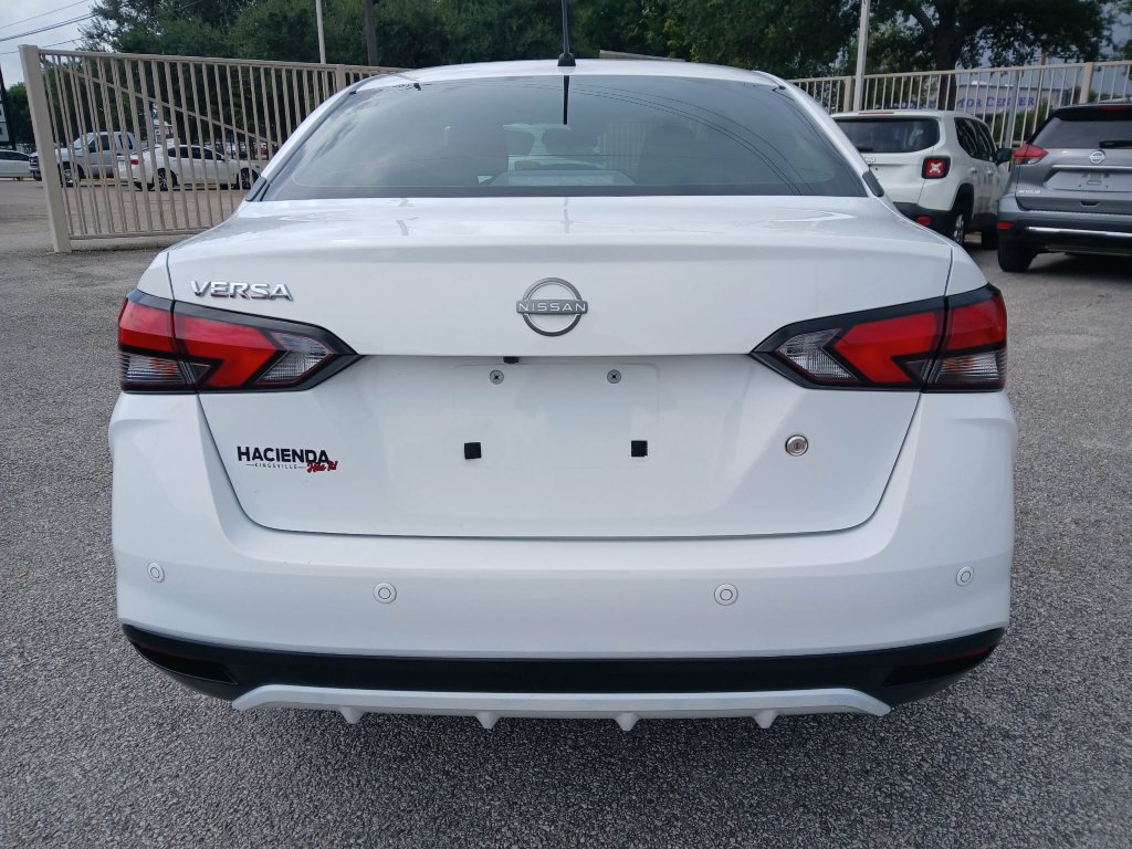Used 2025 Nissan Versa S w/ Trunk Package FWD image 6