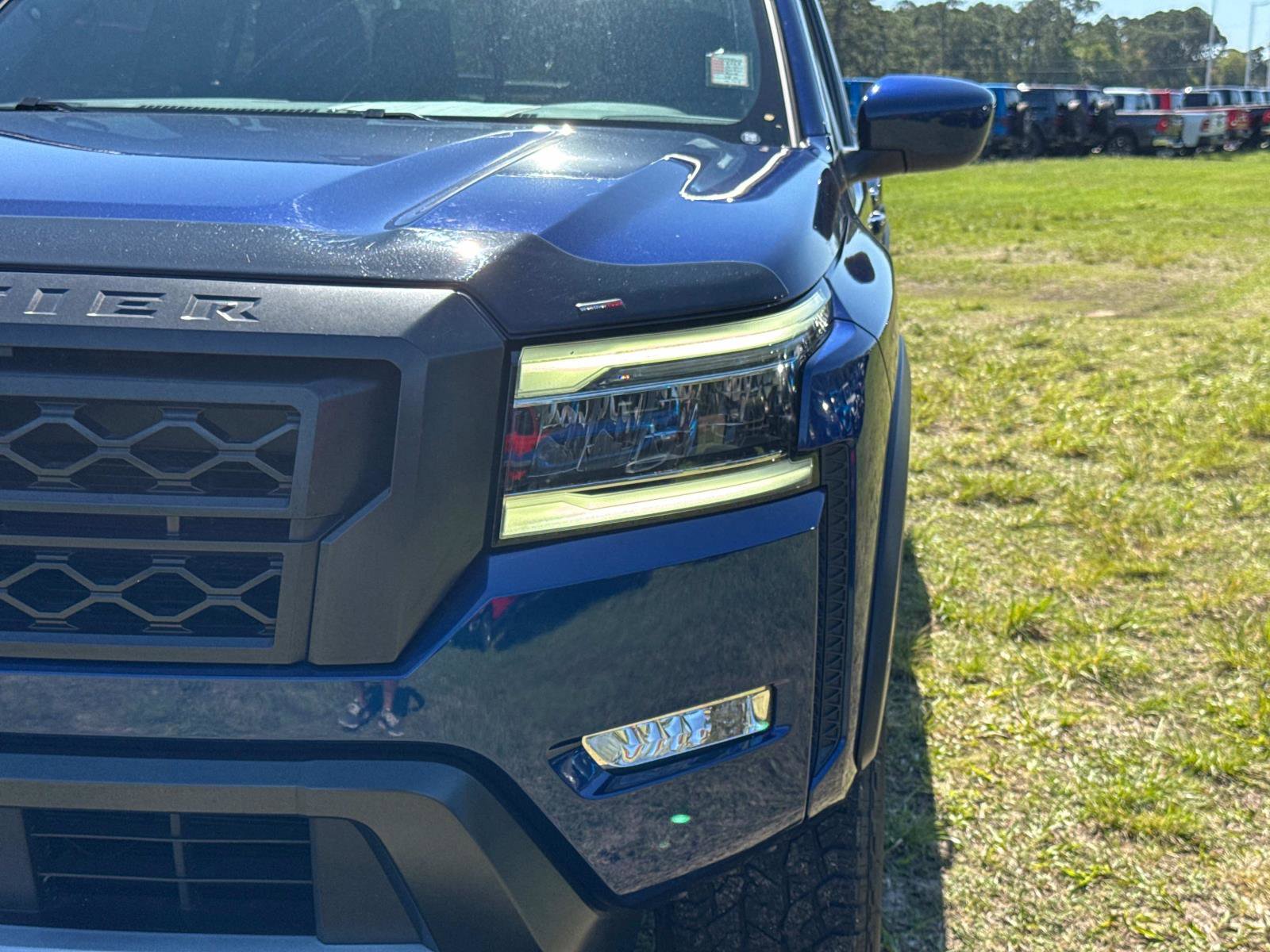 Used 2023 Nissan Frontier PRO-4X w/ Technology Package image 9