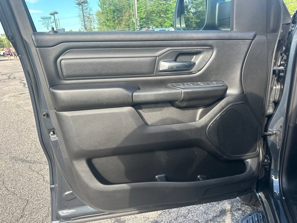 New 2026 RAM 1500 Express AWD/4WD image 12