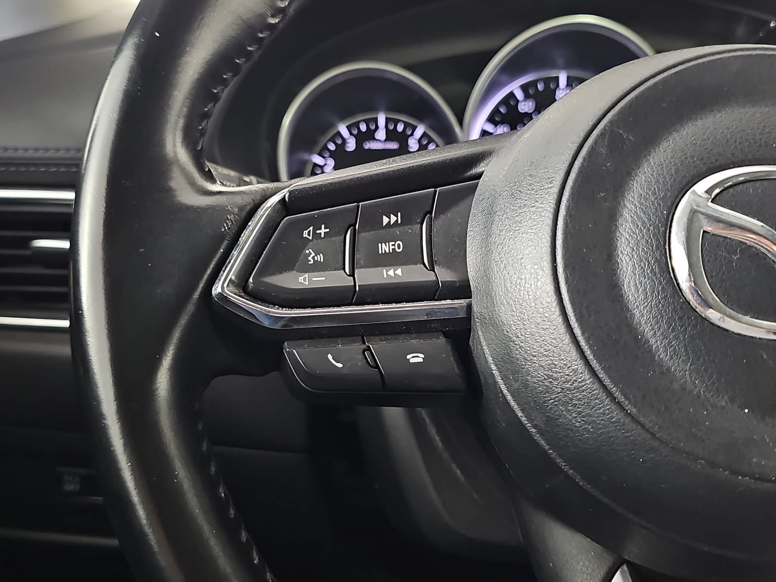 Used 2020 MAZDA CX-5 Touring FWD image 15