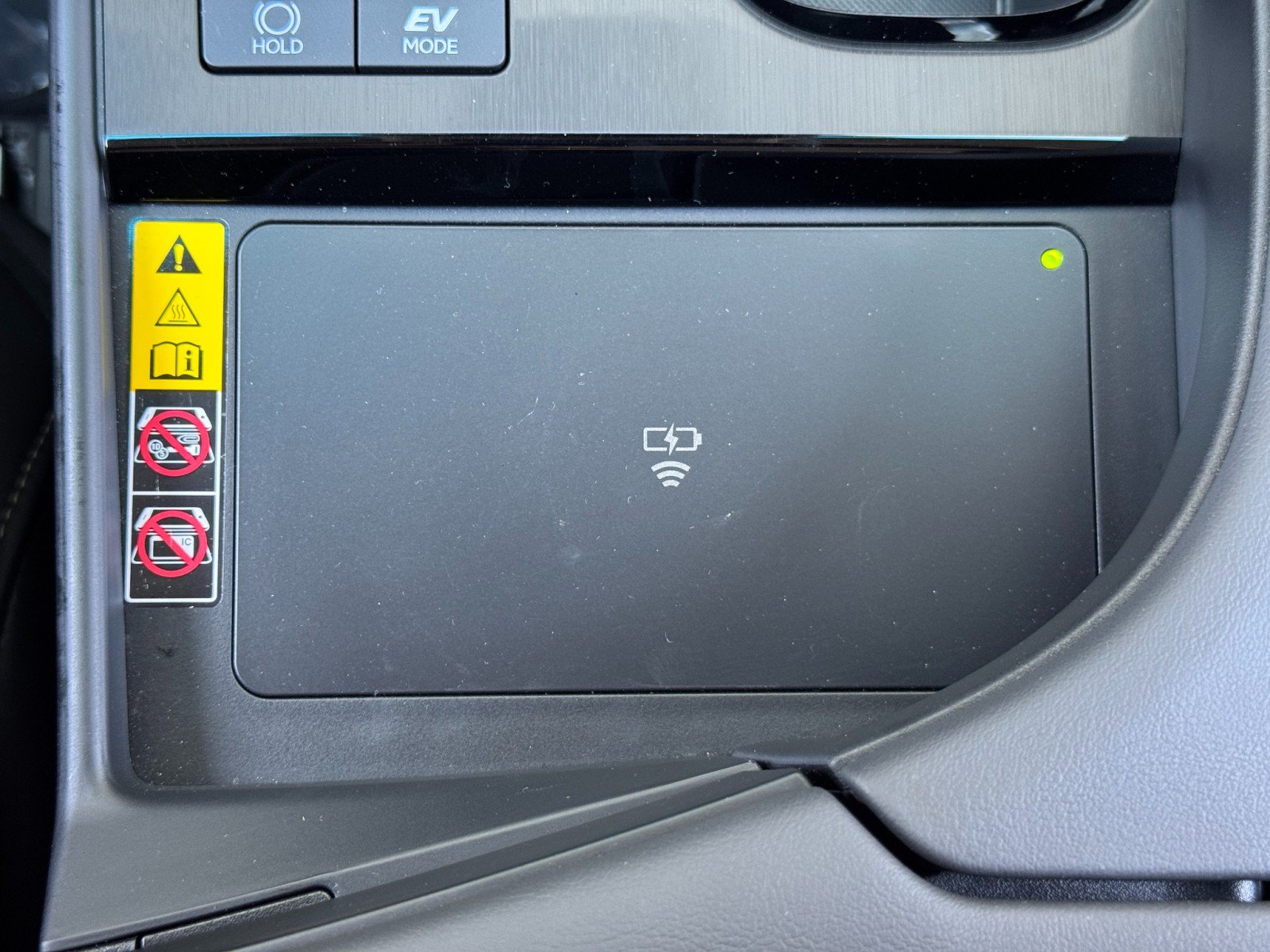 Used 2024 Lexus ES 300h w/ Accessory Package (Z2) FWD image 34