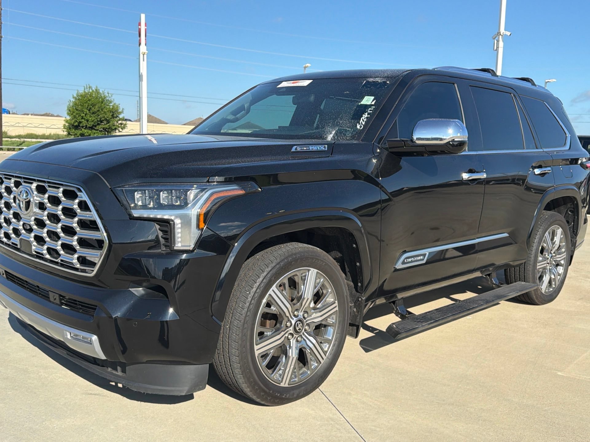 Used 2026 Toyota Sequoia Capstone AWD/4WD image 8