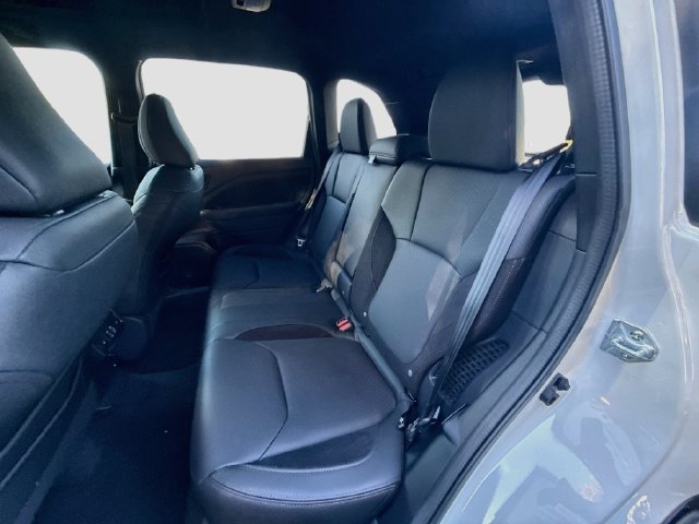 New 2026 Subaru Forester Touring AWD/4WD image 18