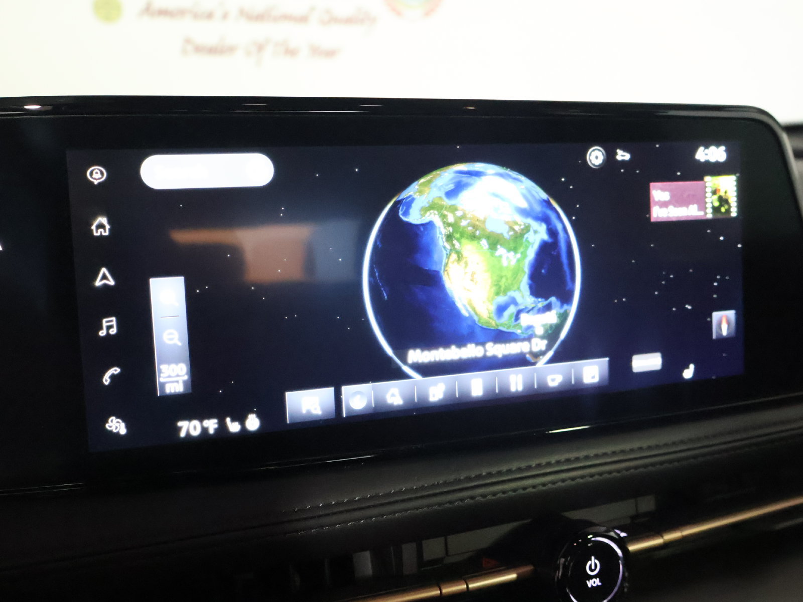 Used 2024 Nissan Ariya AWD image 41