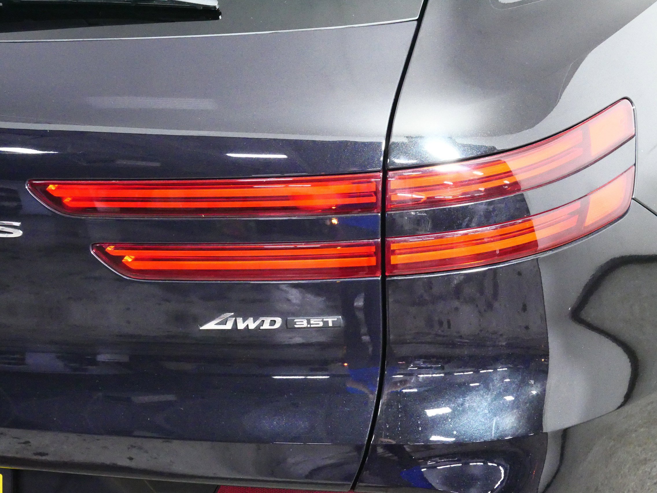 Certified 2025 Genesis GV70 3.5T Sport w/ Sport Advanced Package image 17