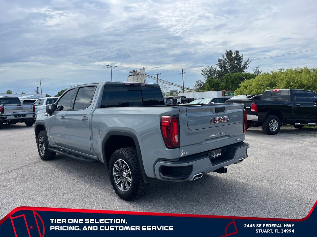 Used 2024 GMC Sierra 1500 AT4 w/ Technology Package AWD/4WD image 5