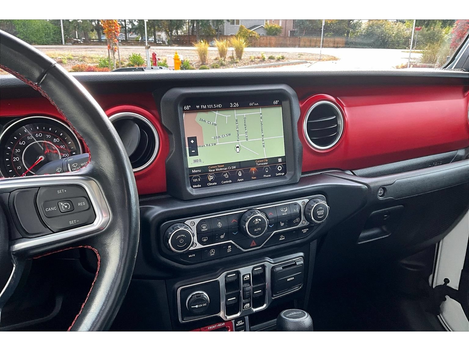 Used 2022 Jeep Gladiator Rubicon w/ Cold Weather Group AWD/4WD image 6
