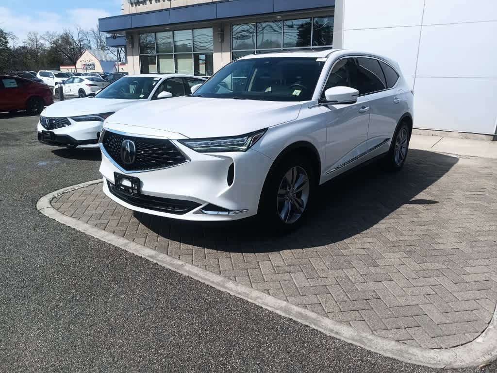 Used 2023 Acura MDX SH-AWD image 2
