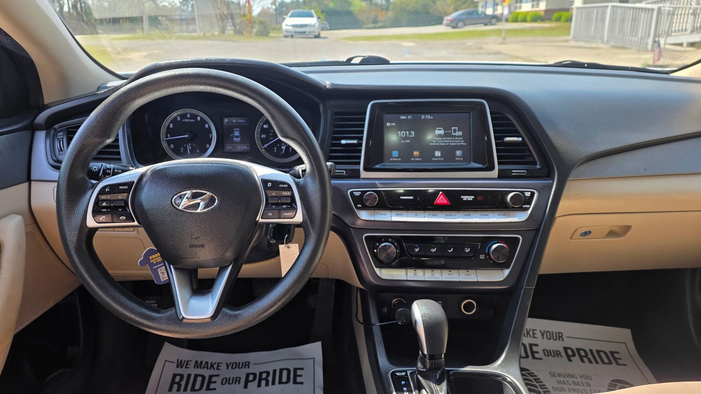 Used 2019 Hyundai Sonata SE w/ Cargo Package FWD image 11