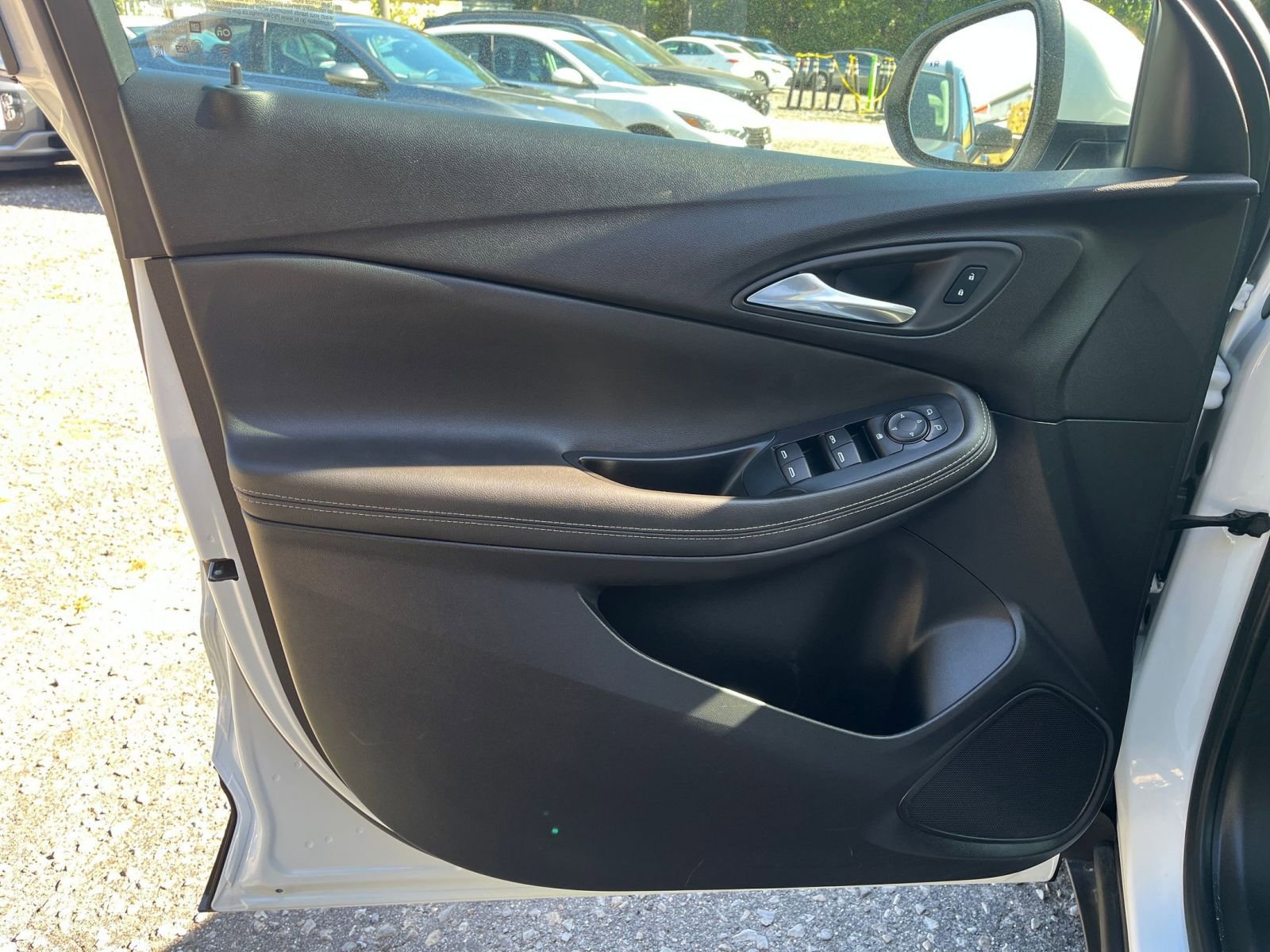 Used 2025 Buick Encore GX Preferred image 20