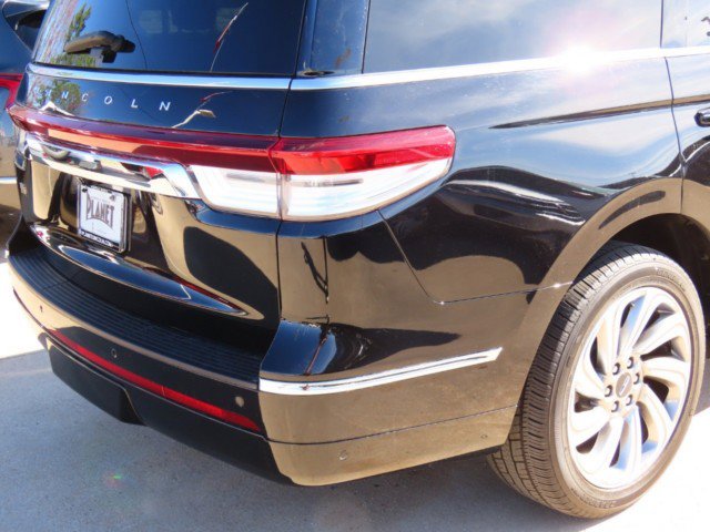 Certified 2023 Lincoln Navigator Reserve image 9