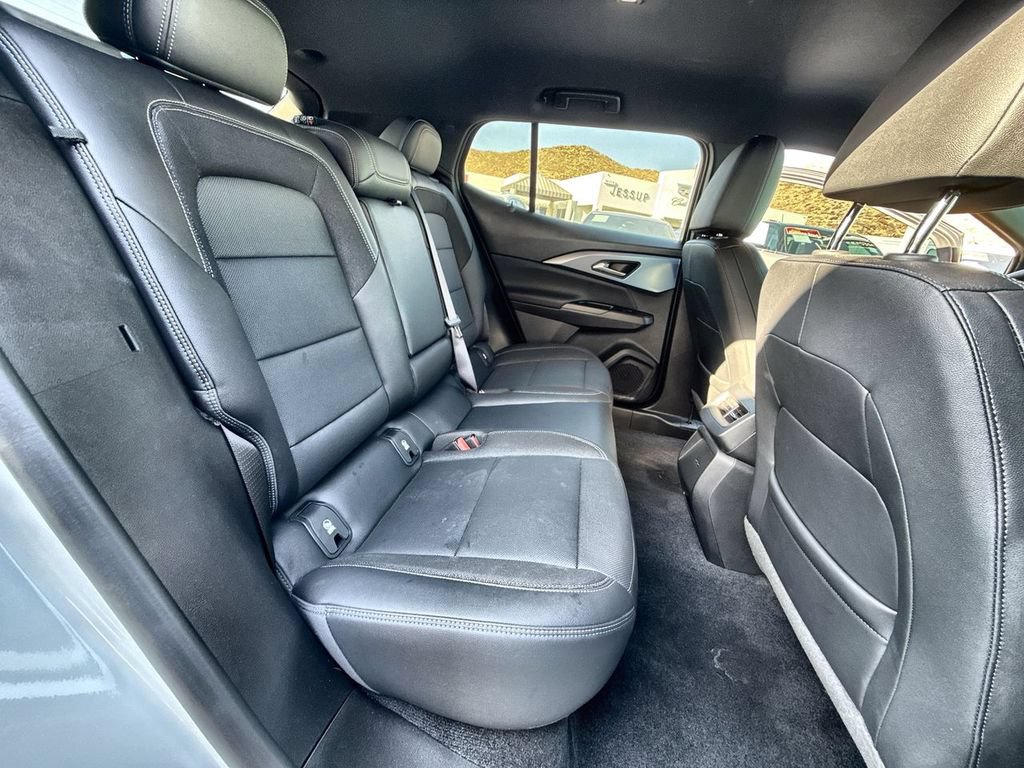 Used 2024 Chevrolet Equinox EV LT FWD image 26