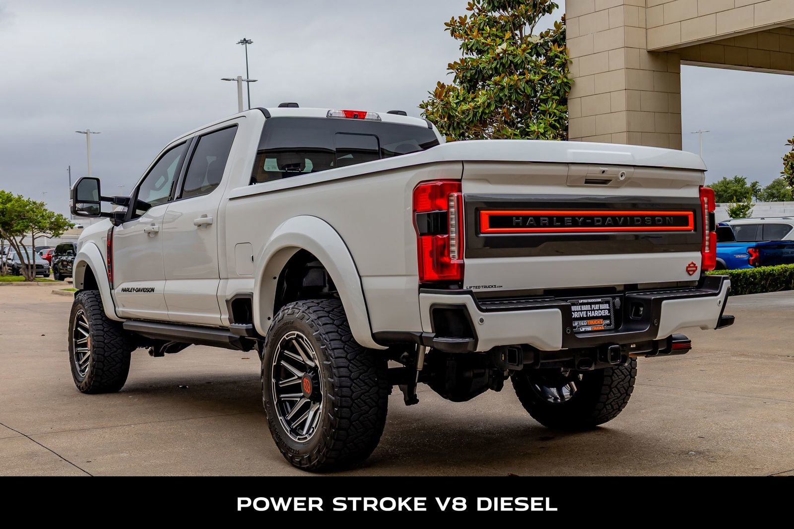 Used 2023 Ford F250 Lariat w/ Lariat Ultimate Package AWD/4WD image 6