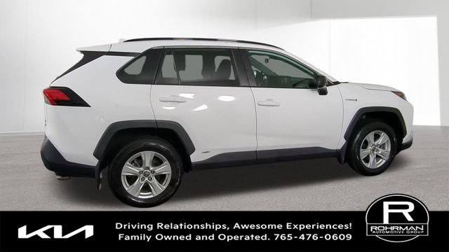 Used 2021 Toyota RAV4 LE AWD/4WD image 10