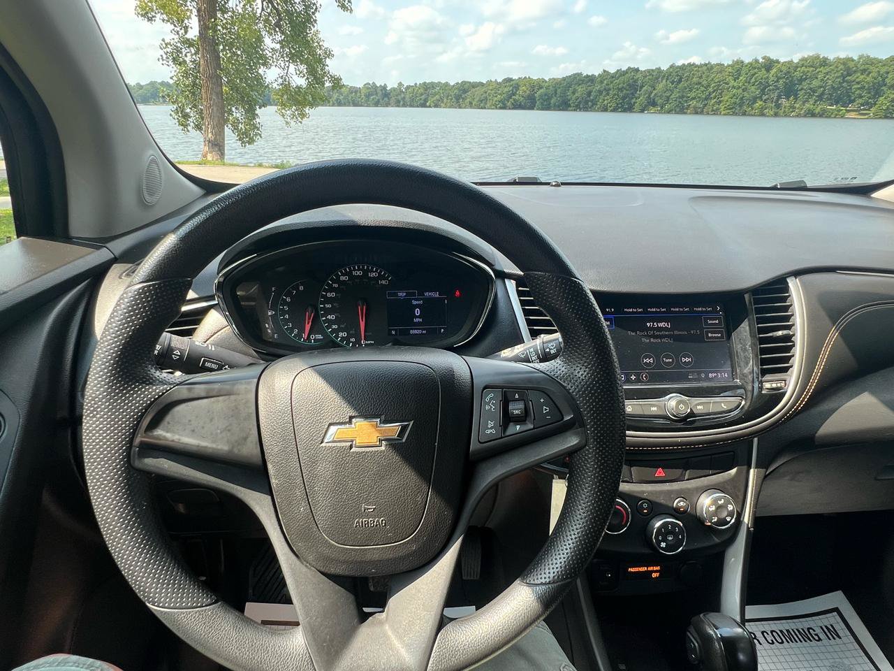 Used 2020 Chevrolet Trax LS FWD image 13