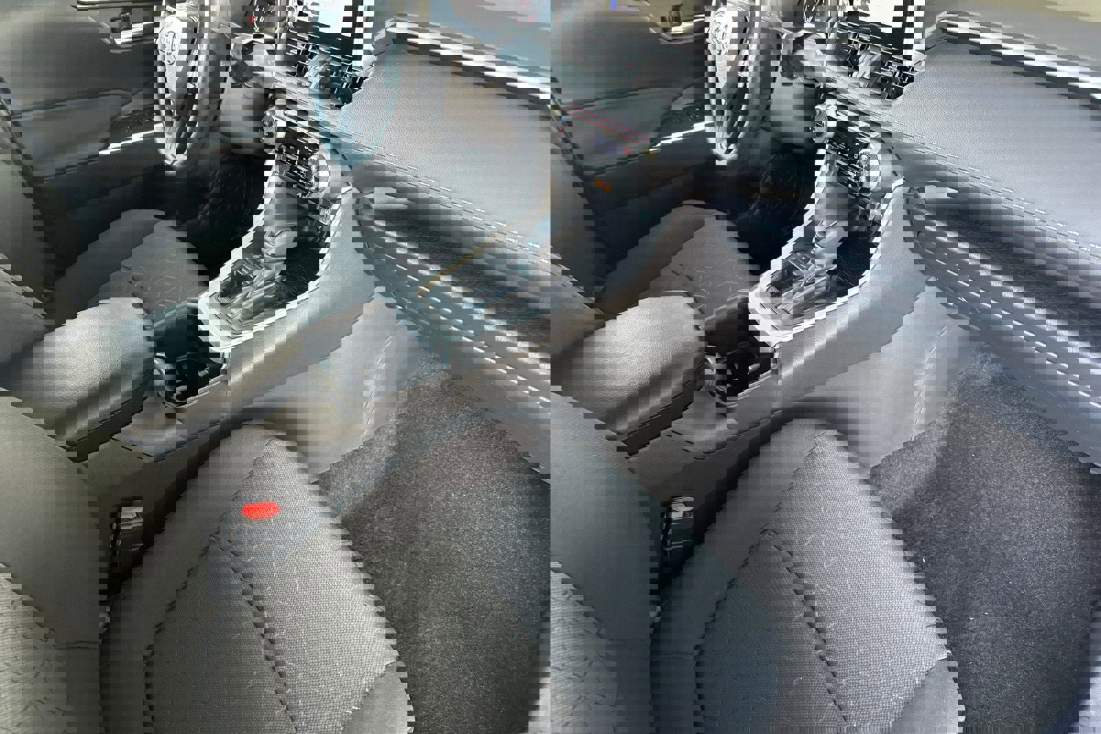 New 2025 Toyota RAV4 XLE image 19