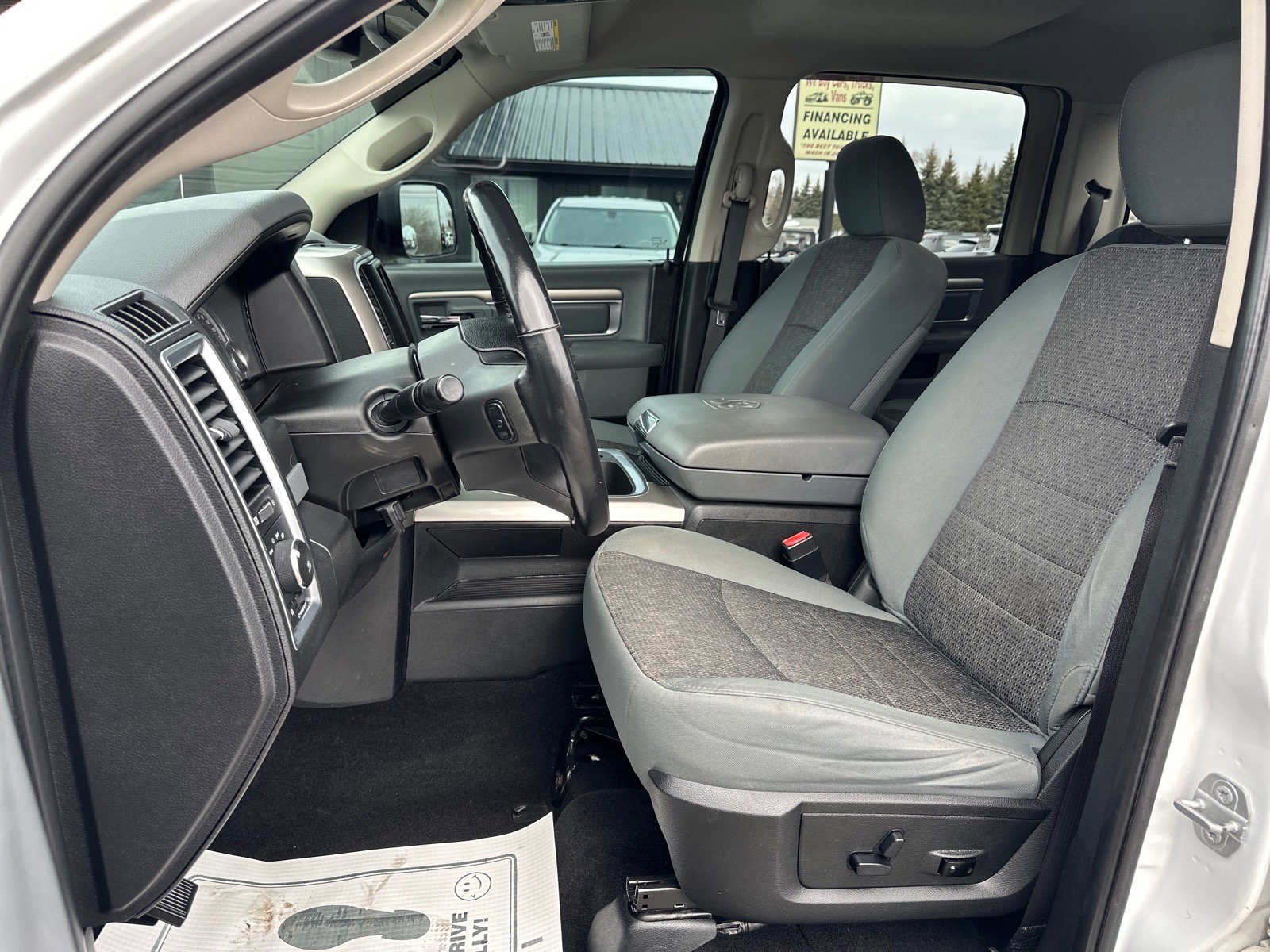 Used 2018 RAM 1500 Outdoorsman image 21