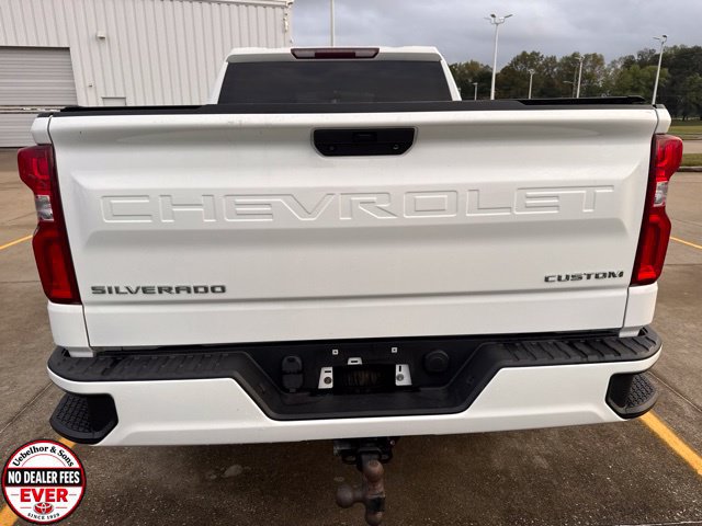 Used 2020 Chevrolet Silverado 1500 Custom w/ Custom Value Package AWD/4WD image 6