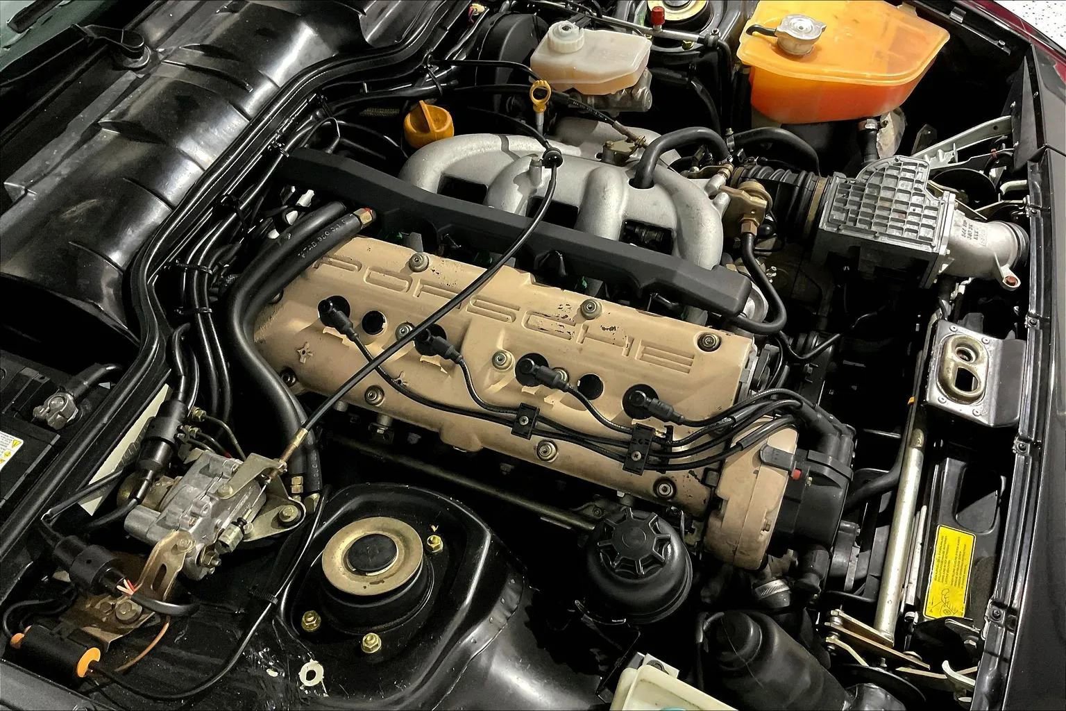 Used 1989 Porsche 944 S2 image 29