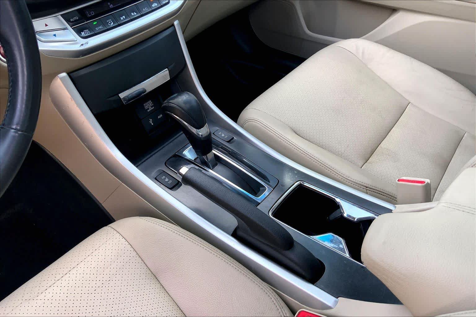 Used 2015 Honda Accord EX-L image 11